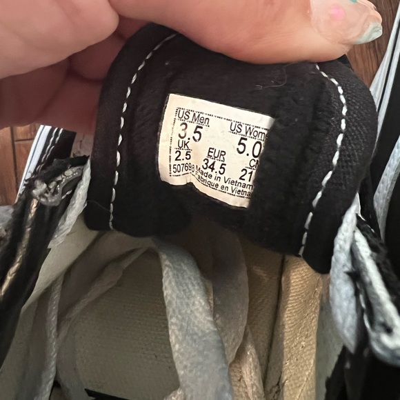 Vans Old Skool Shoe - Picture 3 of 5